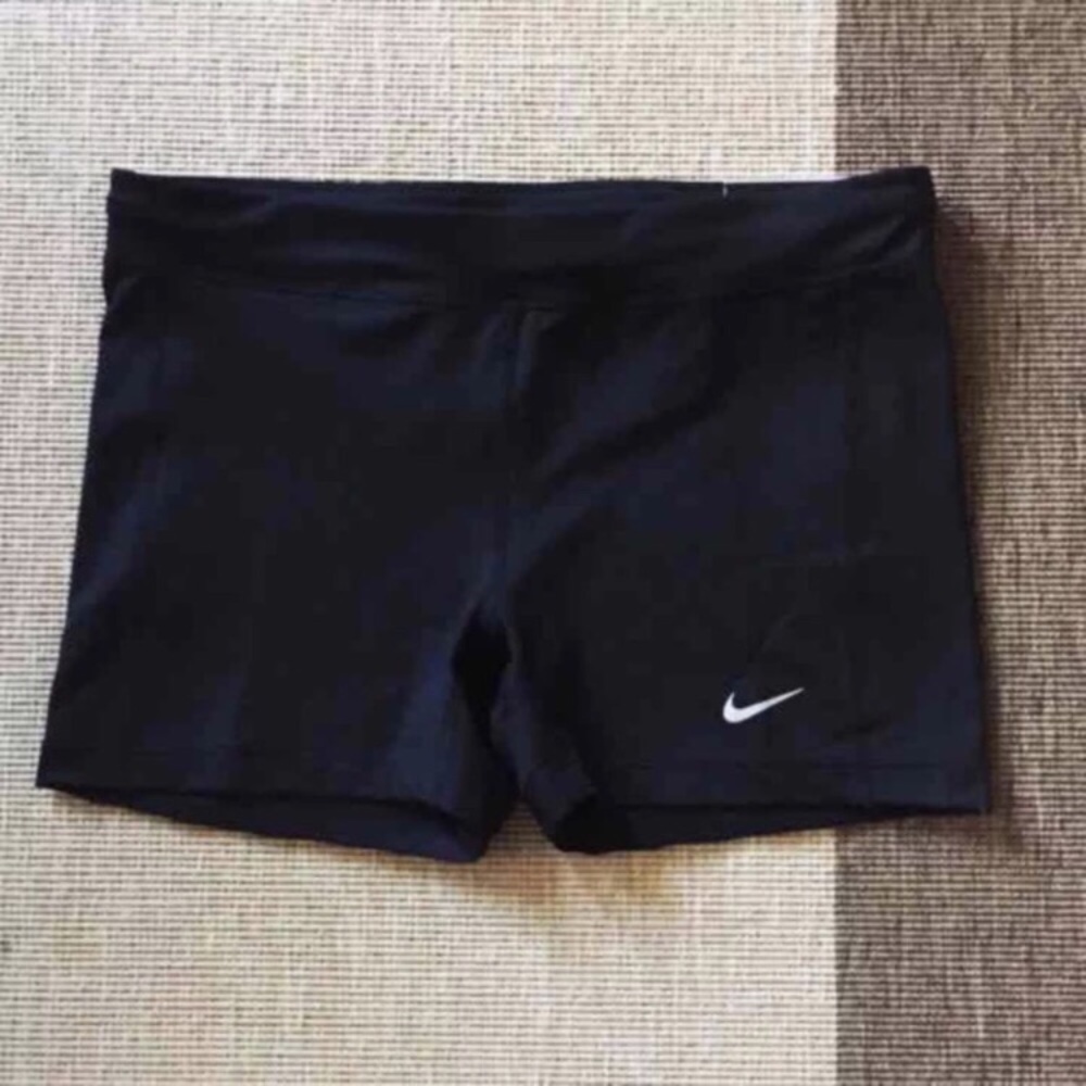 Nike Bundle - Bra, Tank, Shorts - Picture 6 of 8